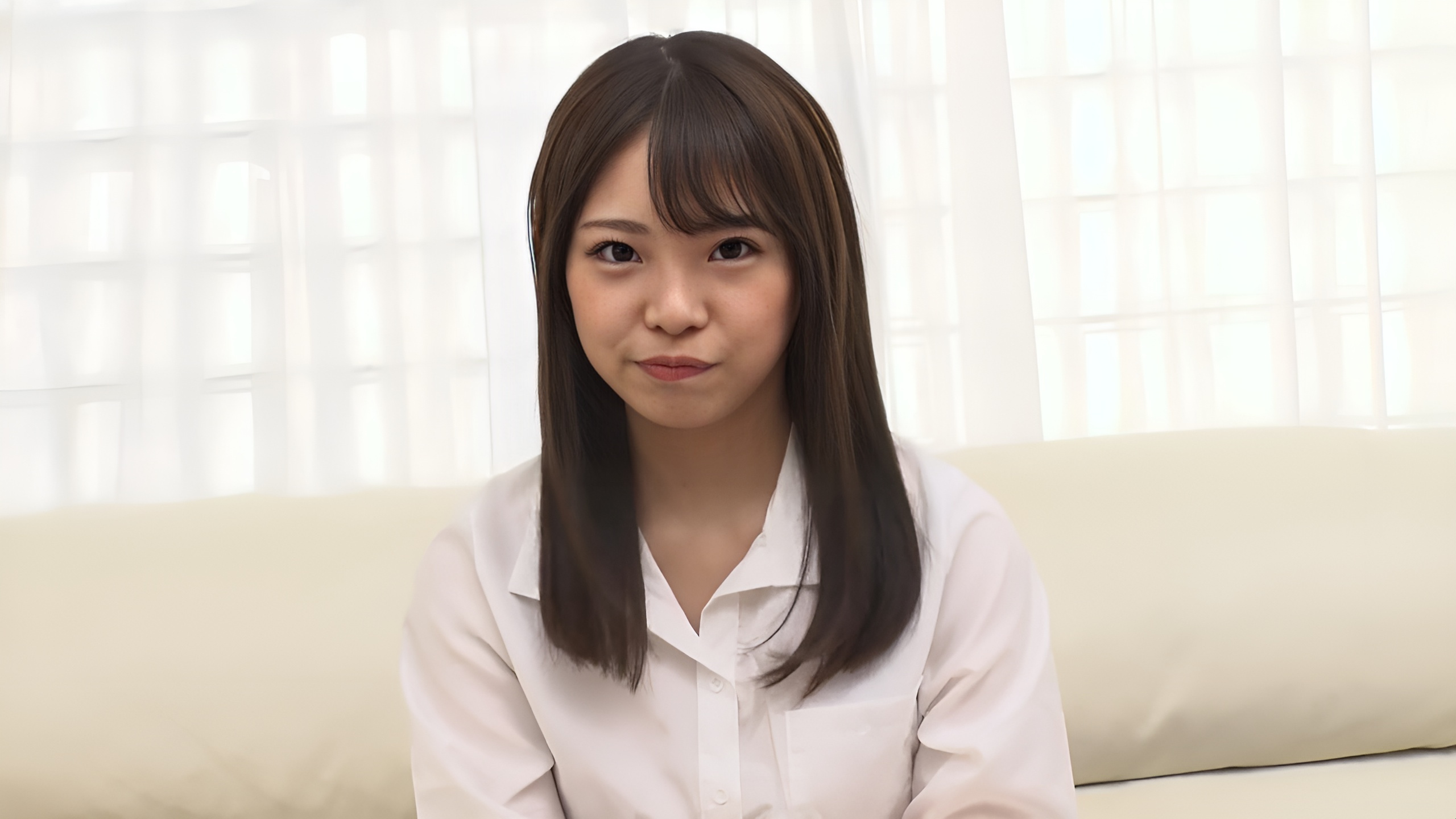 101521-001-CARIB 年轻女学生的热情